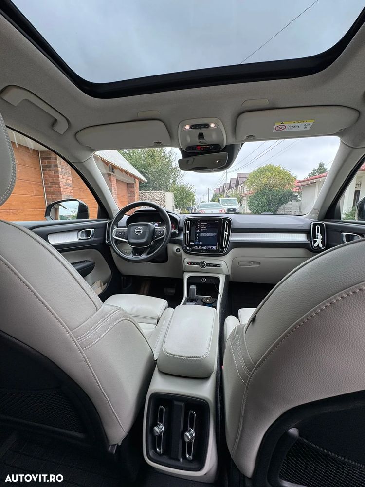 Volvo XC 40 D3 AWD Momentum Pro - 3