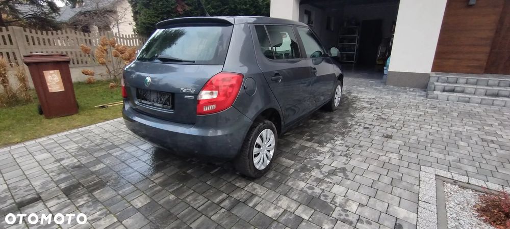 Skoda Fabia 1.2 HTP COOL Edition - 6