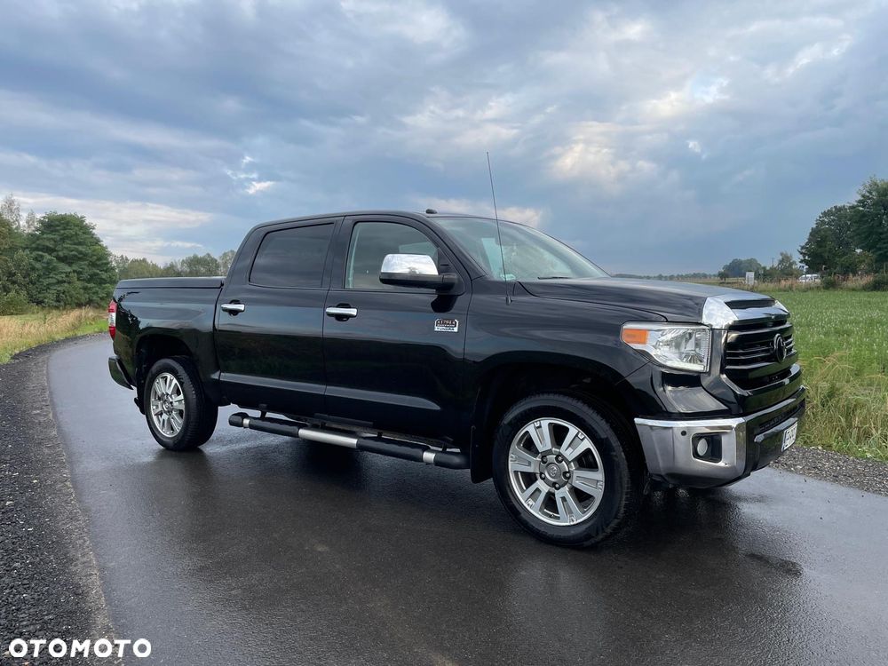 Toyota Tundra - 1