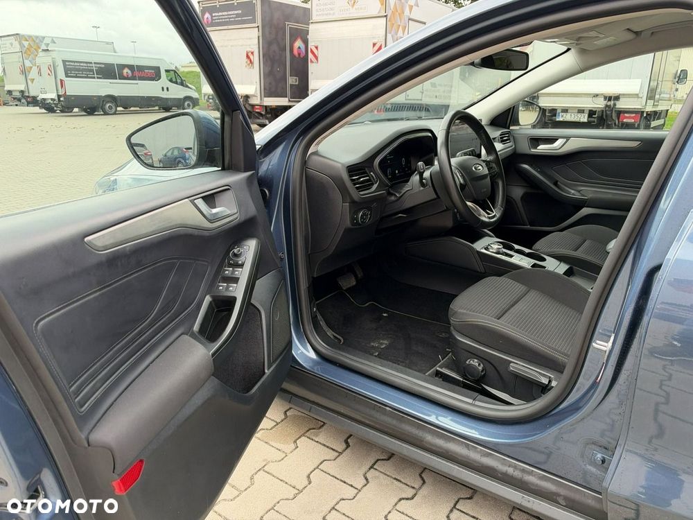 Ford Focus - 10