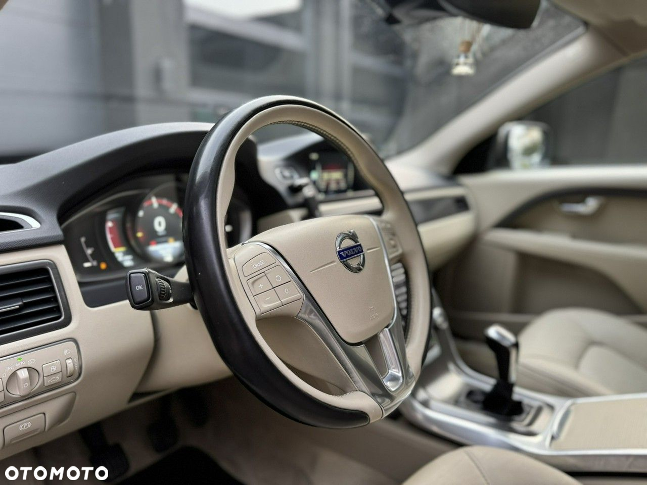 Volvo XC 70 - 26