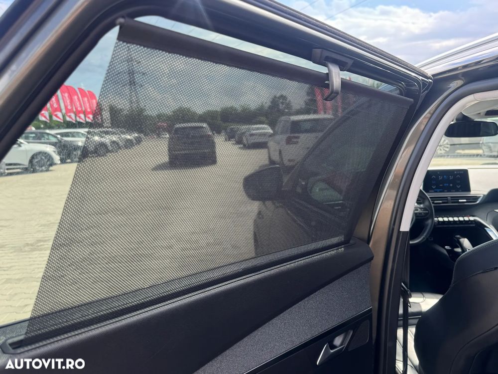 Peugeot 5008 BlueHDI 130 EAT8 Allure - 25