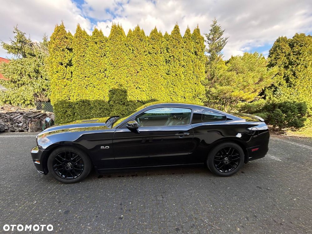 Ford Mustang 5.0 V8 GT - 4