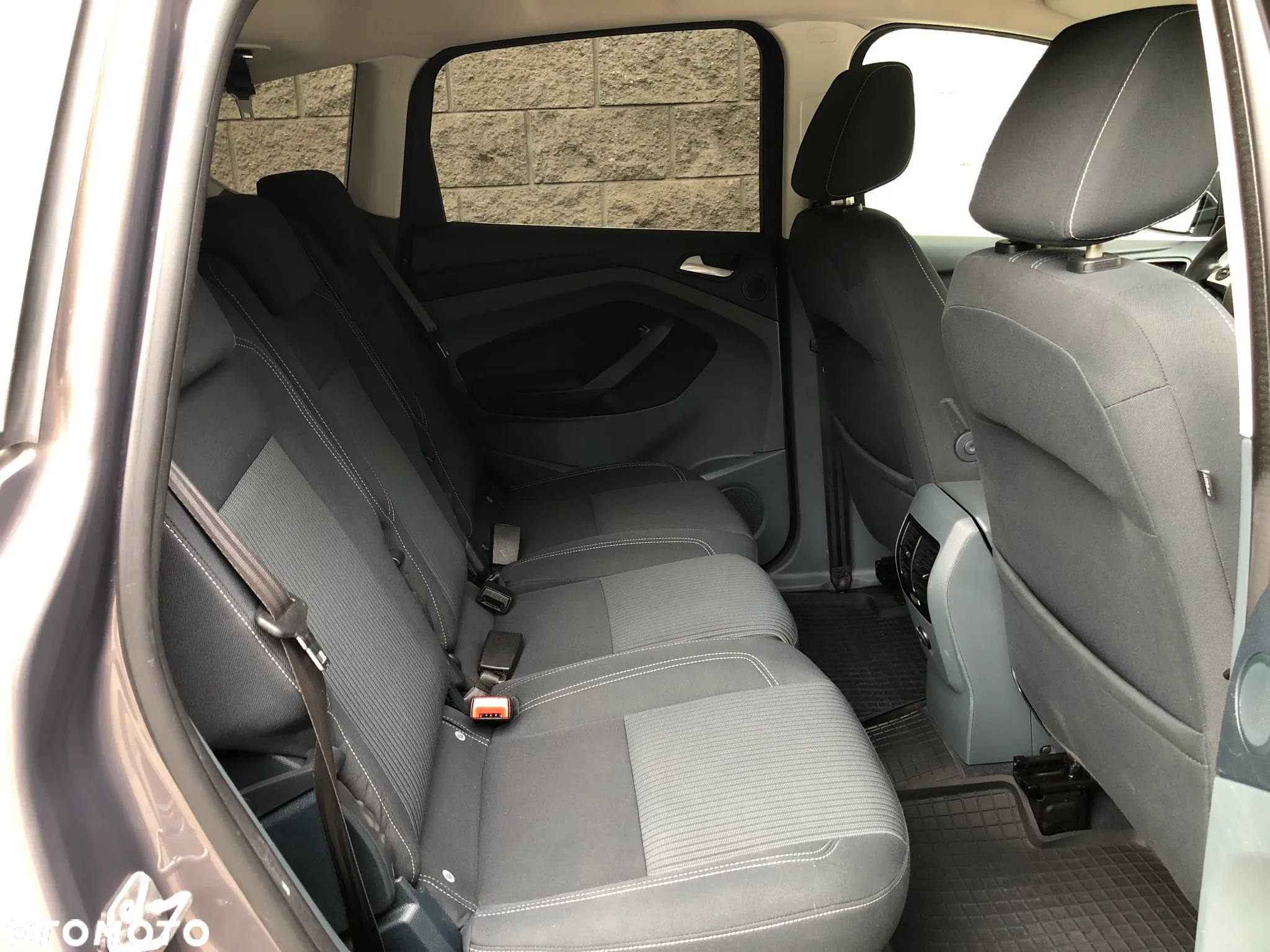 Ford C-MAX 2.0 TDCi Titanium - 30