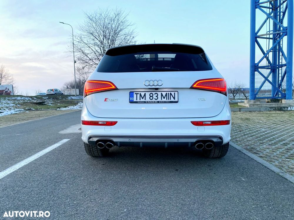 Audi SQ5 - 5