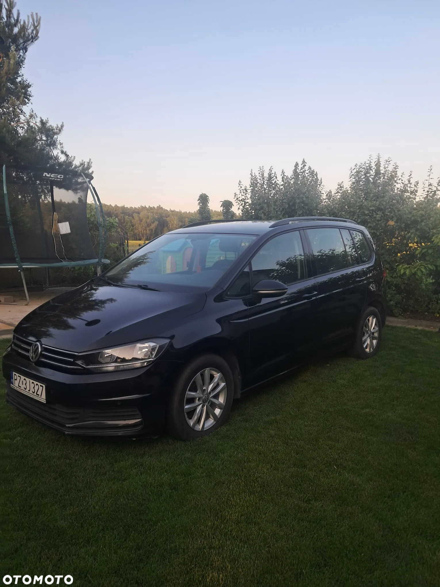 Volkswagen Touran - 2