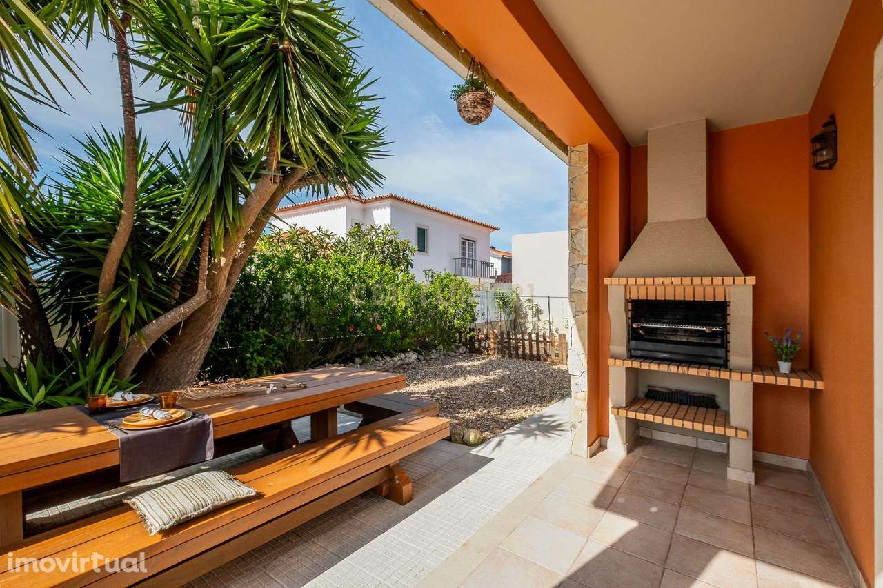 Elegante Moradia T4 com Piscina e Jardim  em Mafra: Um Equilíbrio Perf - Grande imagem: 2/55