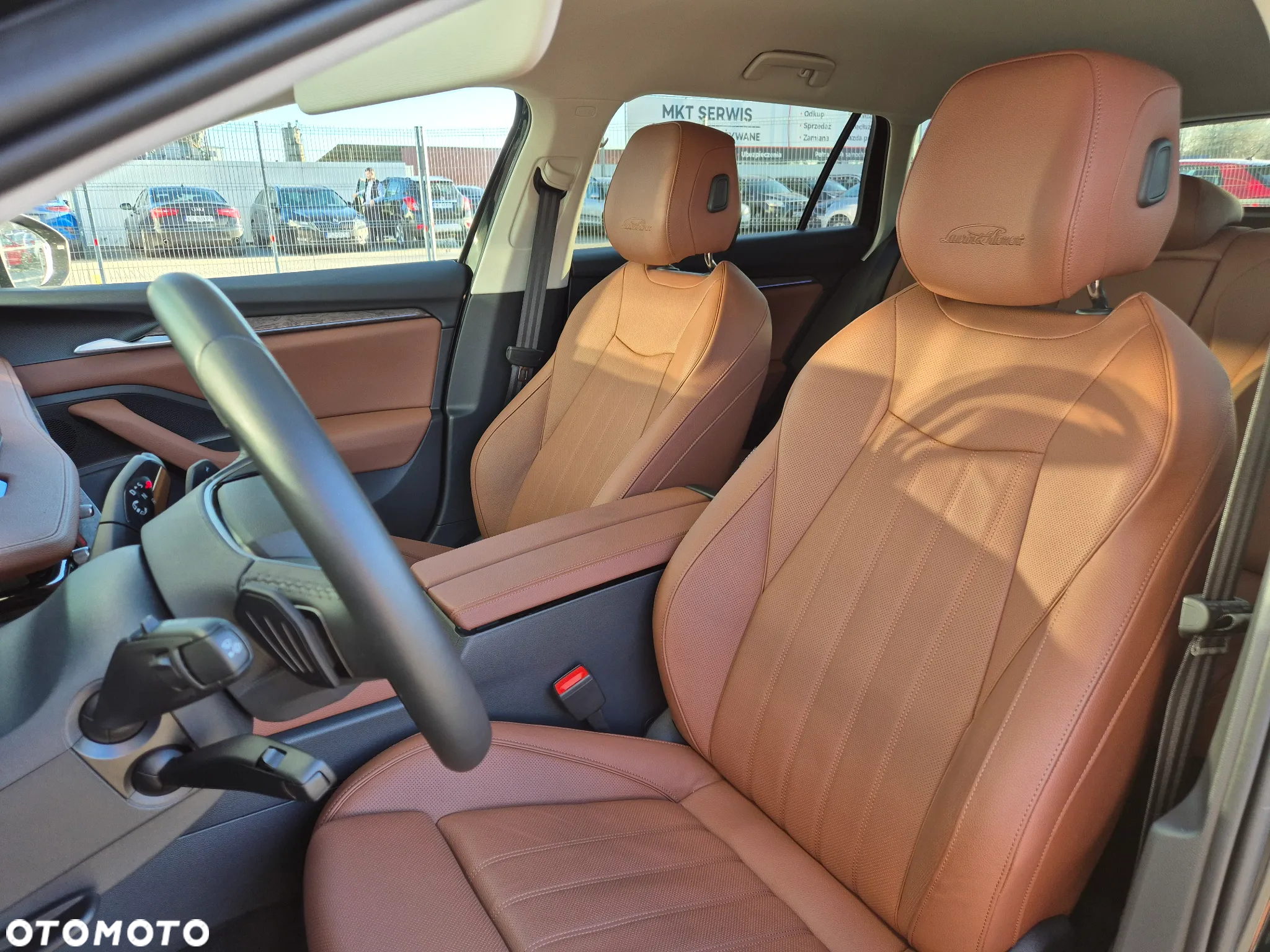 Skoda Superb 2.0 TDI SCR 4x4 L&K DSG - 8