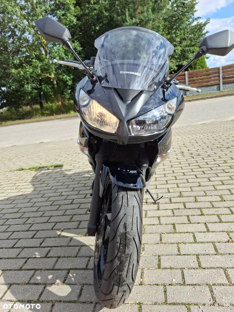 Kawasaki ER - 11