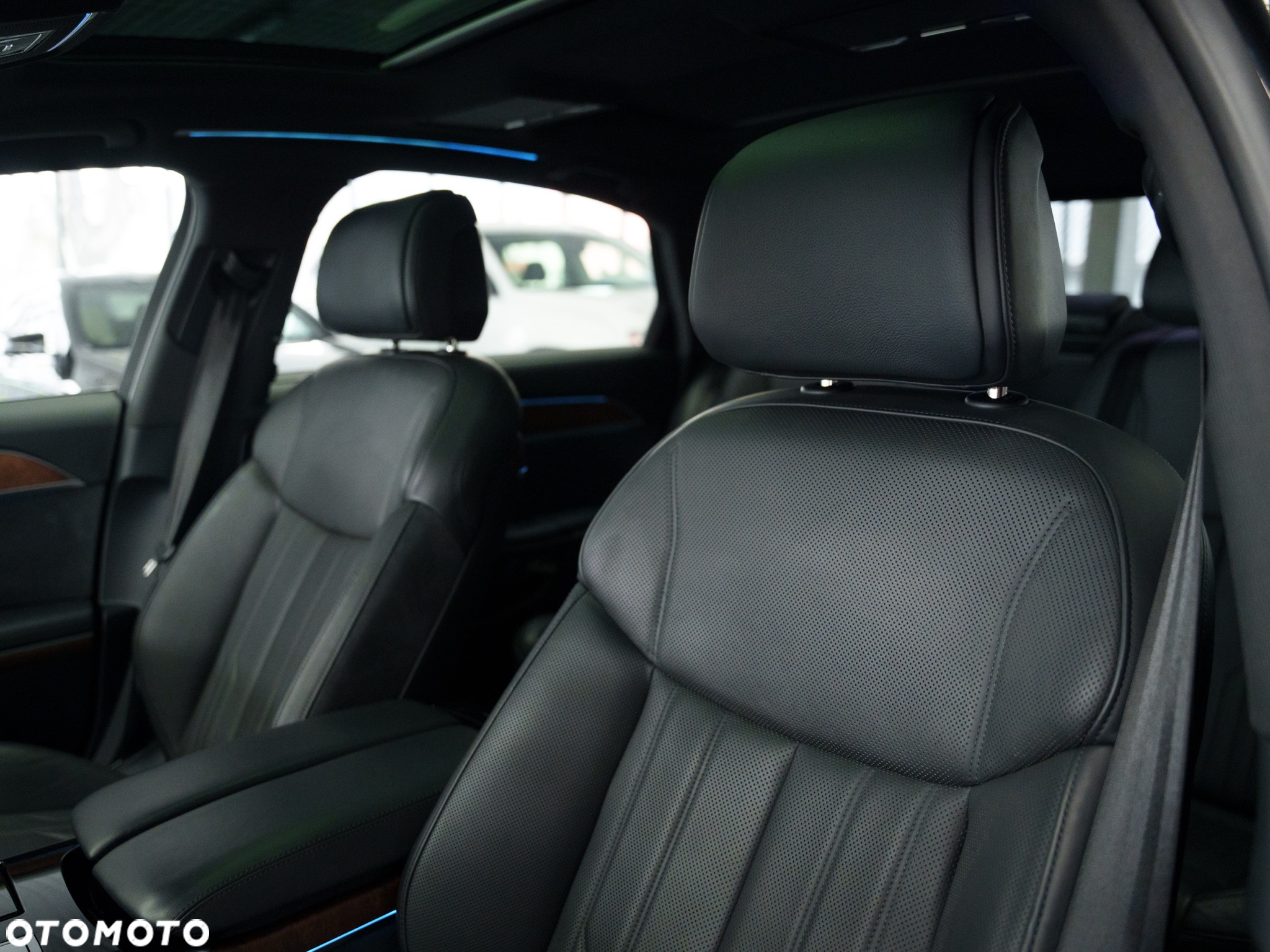 Audi A8 L 55 TFSI quattro tiptronic - 33