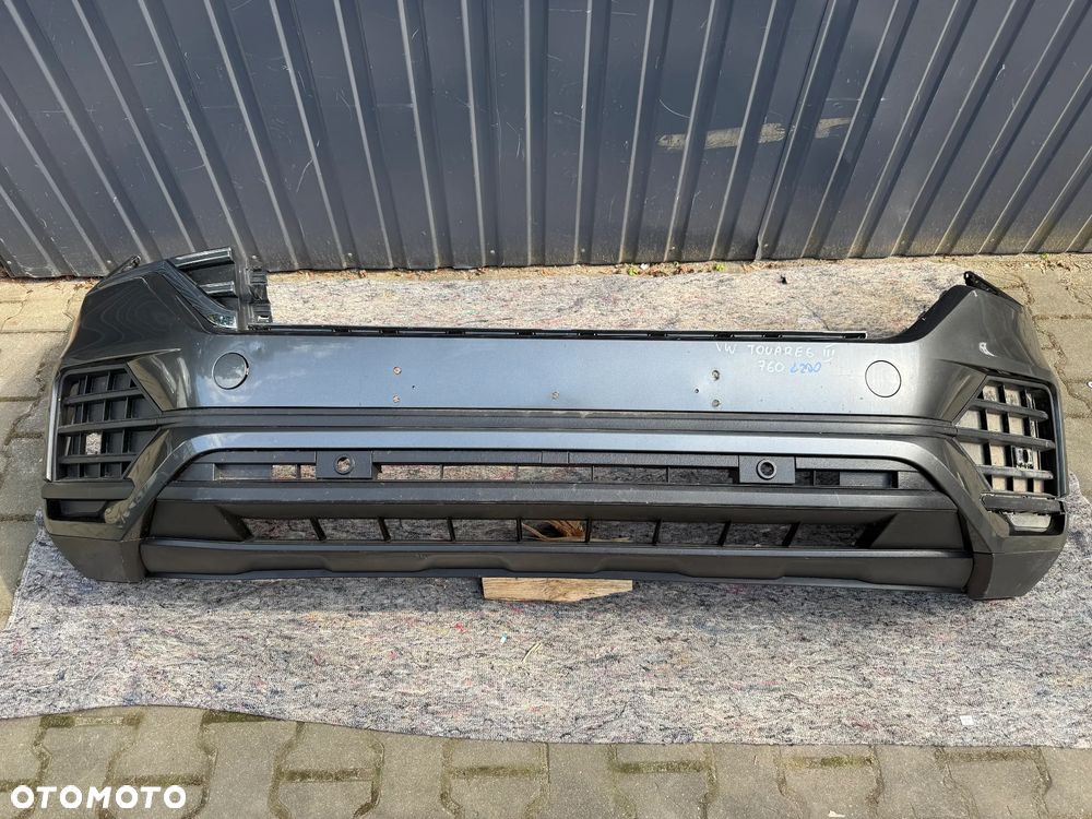 ZDERZAK VW TOUAREG III 760 ORYGINAŁ CAŁY - 1