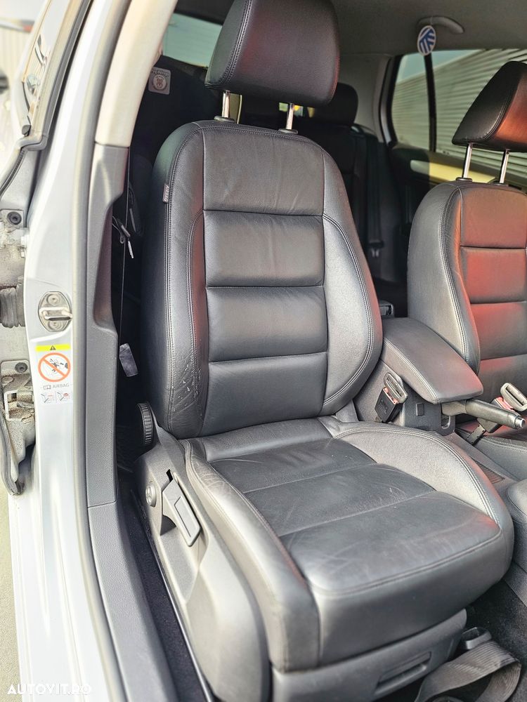 Volkswagen Golf 2.0 TDI DPF DSG Highline - 16
