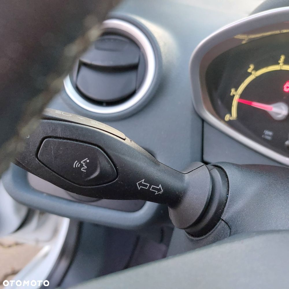 Ford Fiesta 1.4 Sport - 30