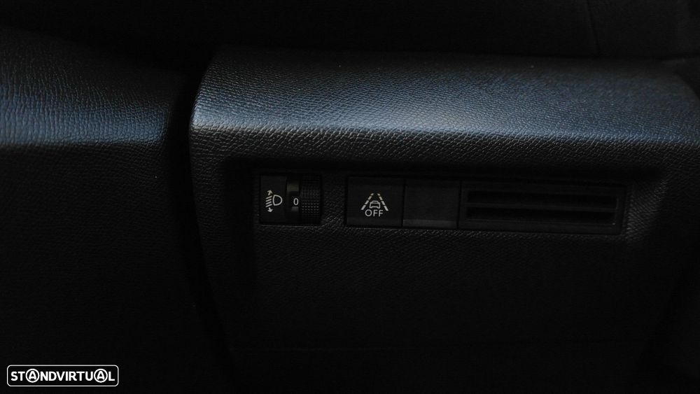 Citroën C4 1.2 Hybrid Plus e-DSC6 - 33