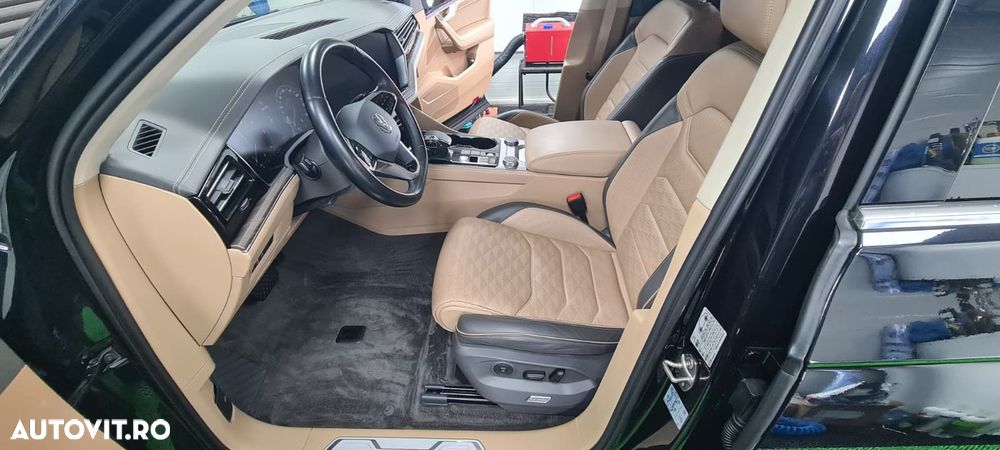 Volkswagen Touareg V6 TDI Elegance - 23