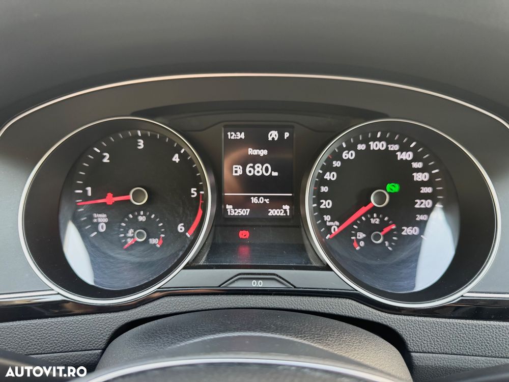 Volkswagen Passat Variant 2.0 TDI DSG Highline - 12
