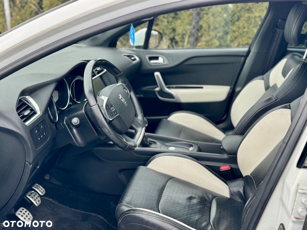 DS Automobiles DS 4 - 15