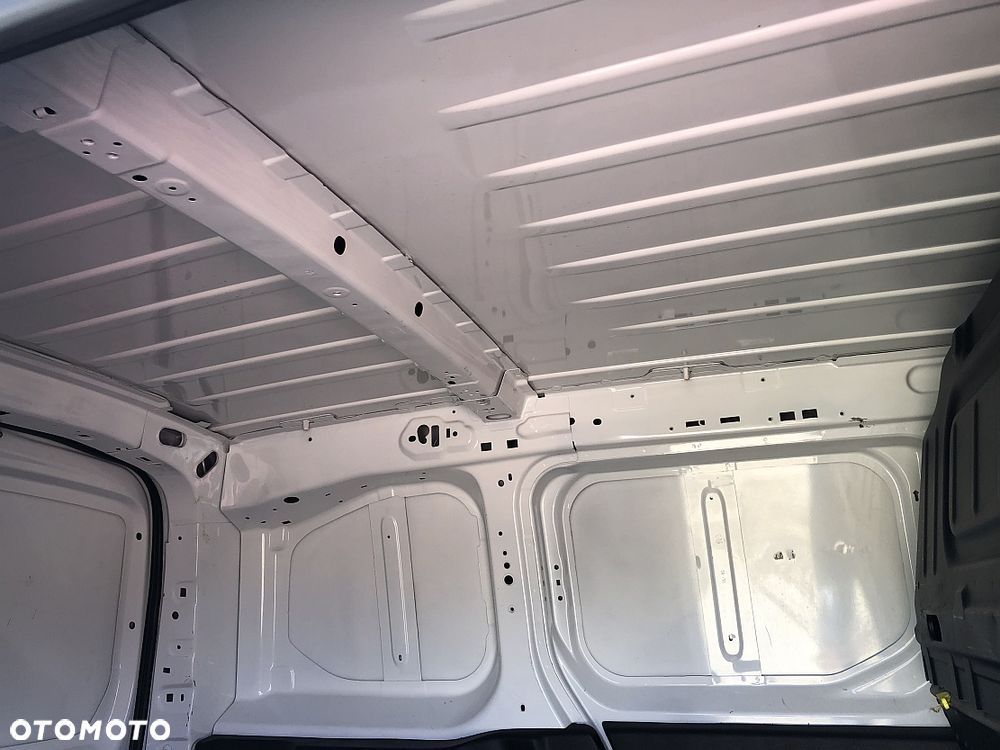 Toyota Proace City - 24