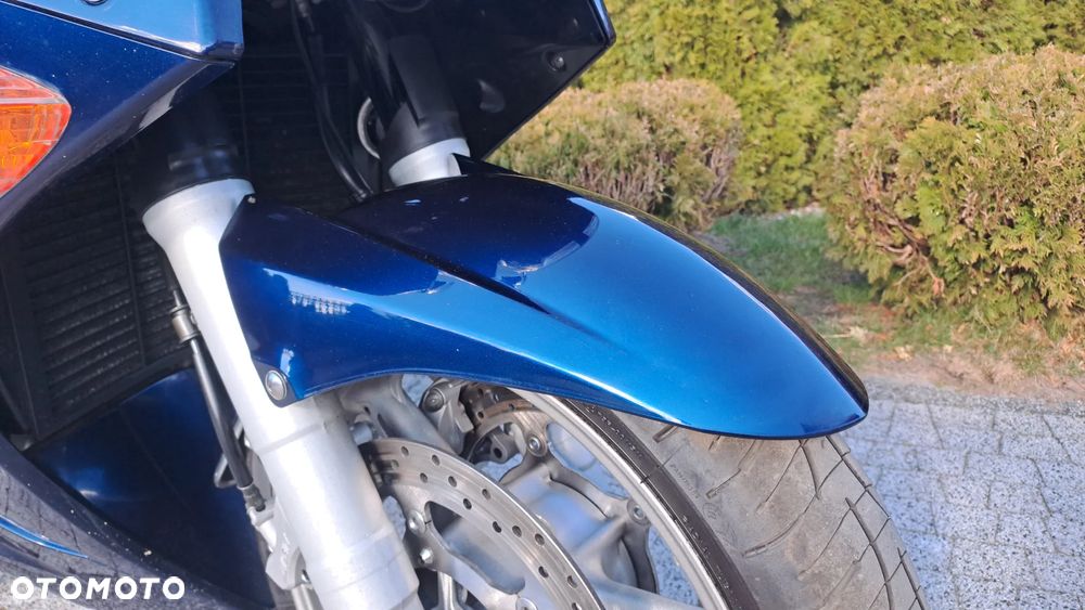 Yamaha FJR - 15