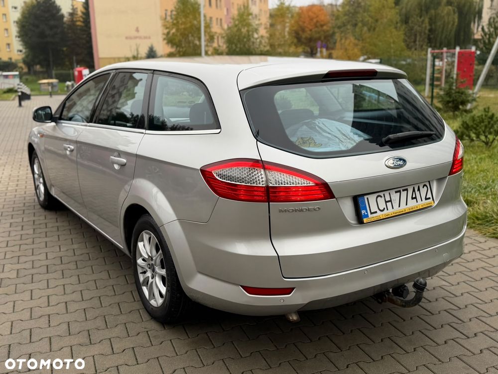 Ford Mondeo - 37