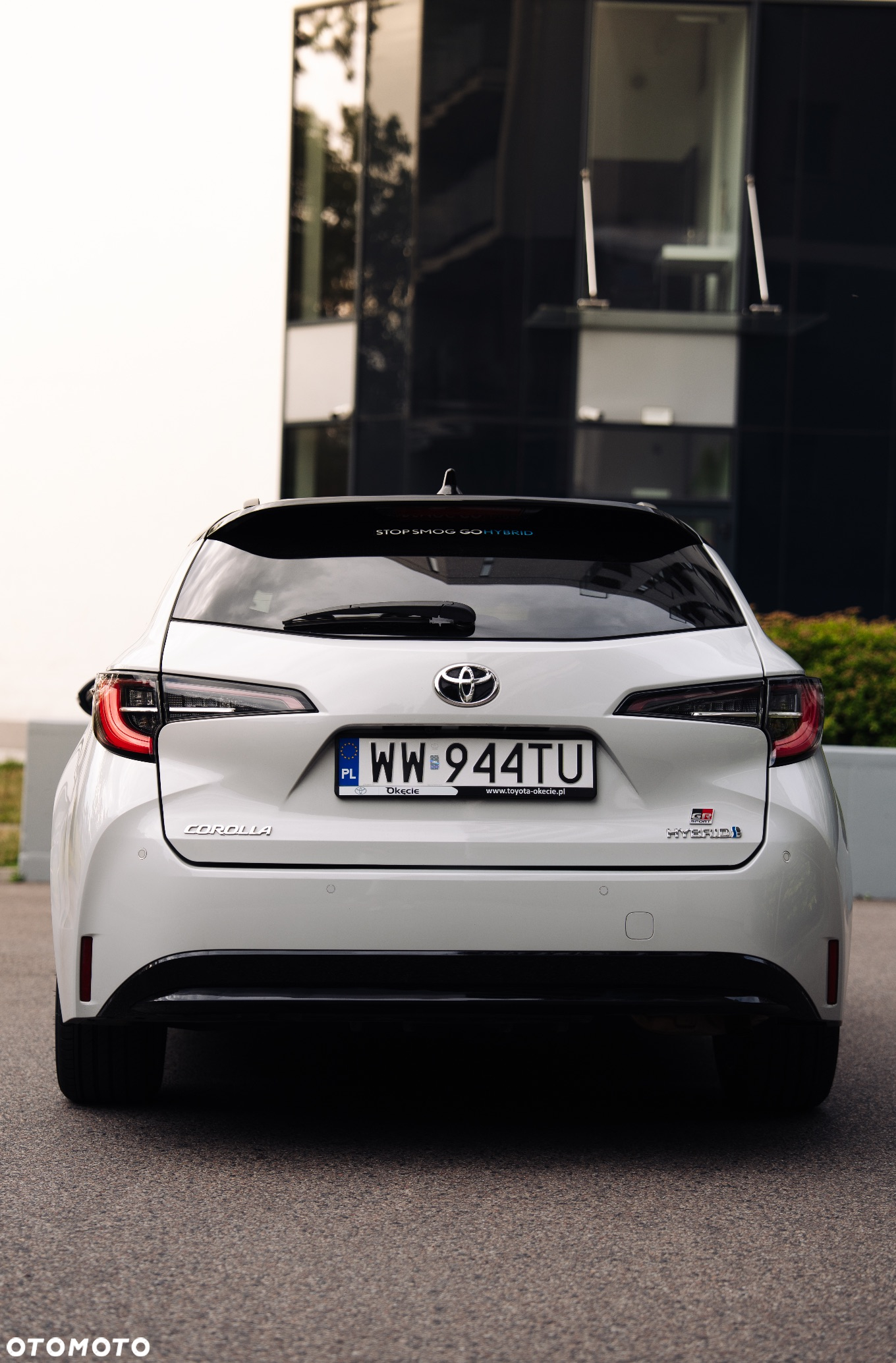 Toyota Corolla - 4