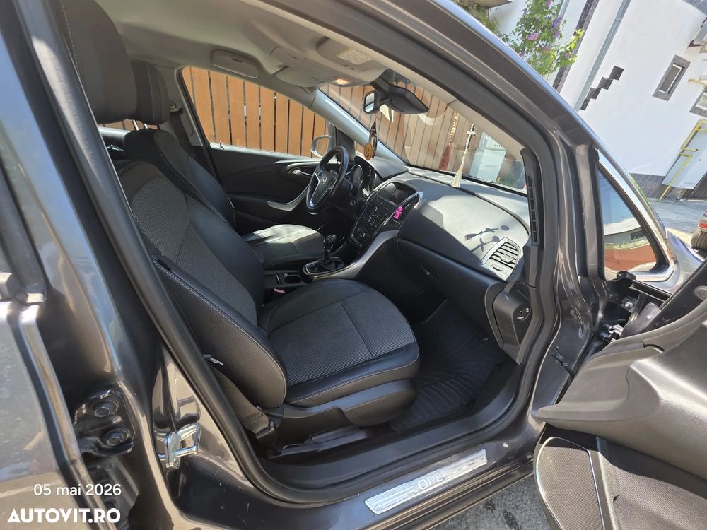 Opel Astra 1.7 CDTI - 9