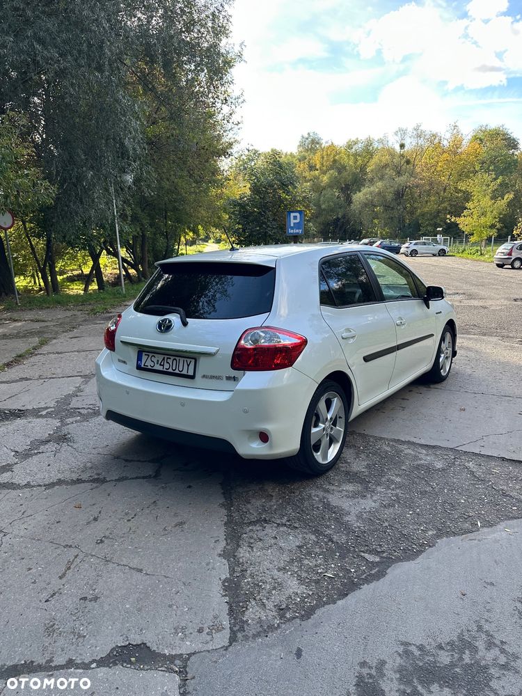 Toyota Auris 1.8 HSD Luna - 3