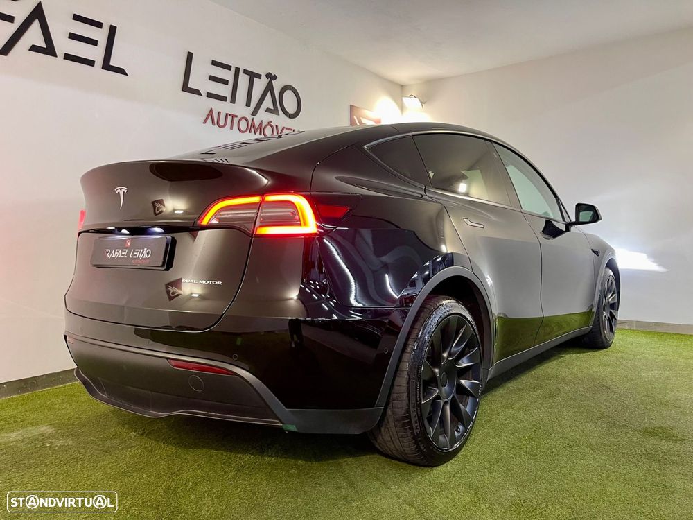 Tesla Model Y Long Range Dual Motor AWD - 7