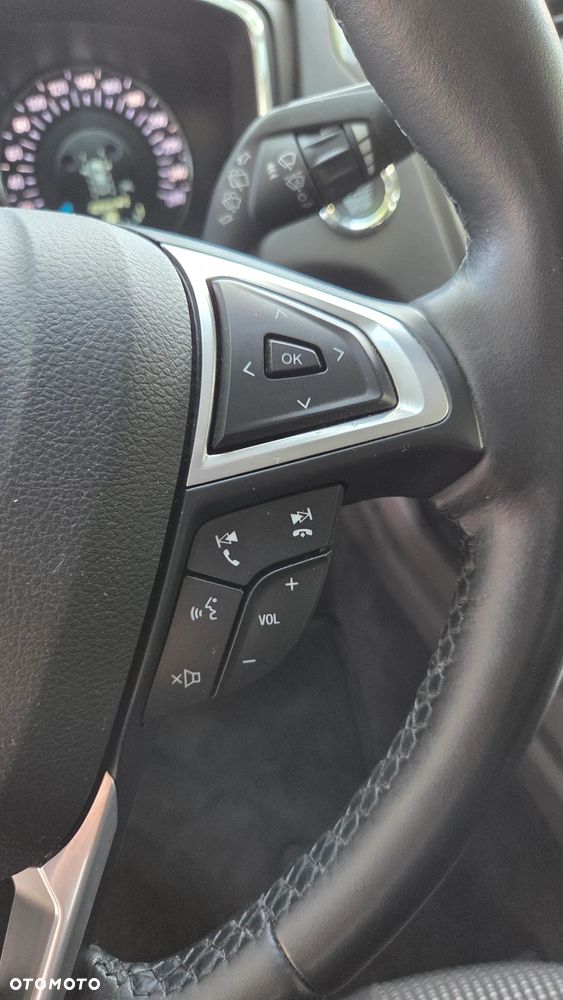 Ford Mondeo 2.0 EcoBlue Titanium - 21