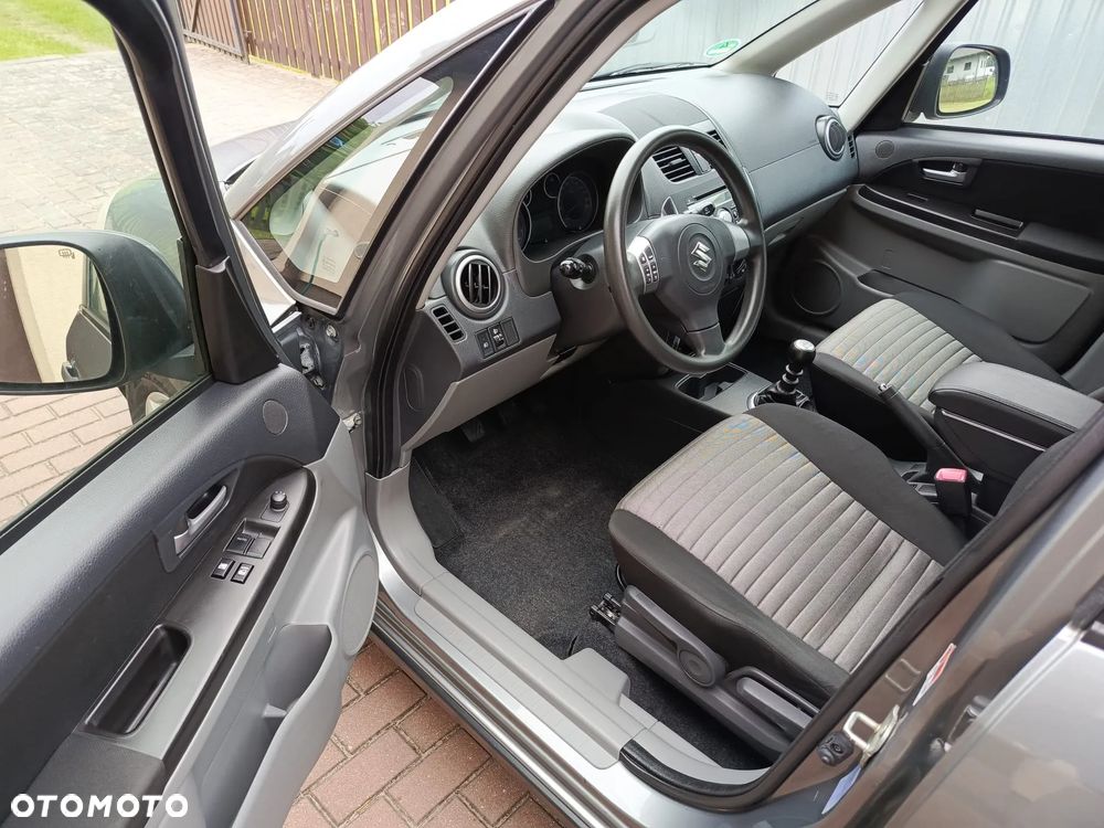 Suzuki SX4 2.0 DDiS 4x2 Comfort - 7