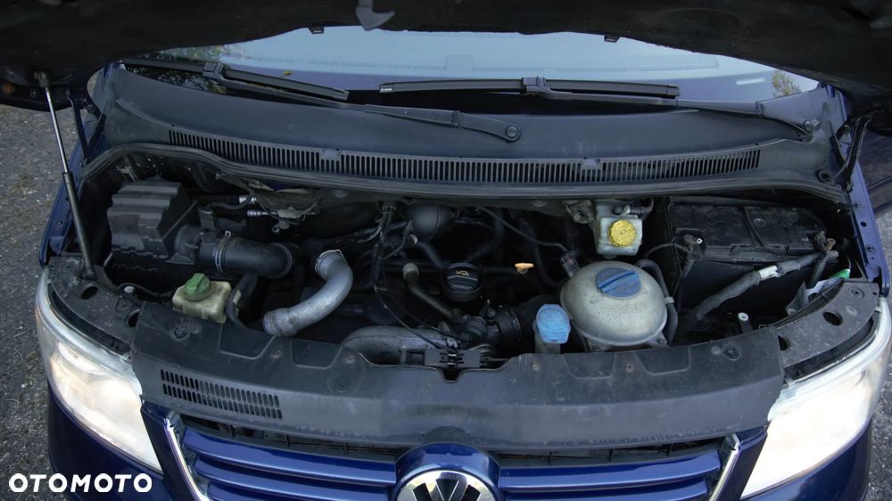 Volkswagen Multivan - 17