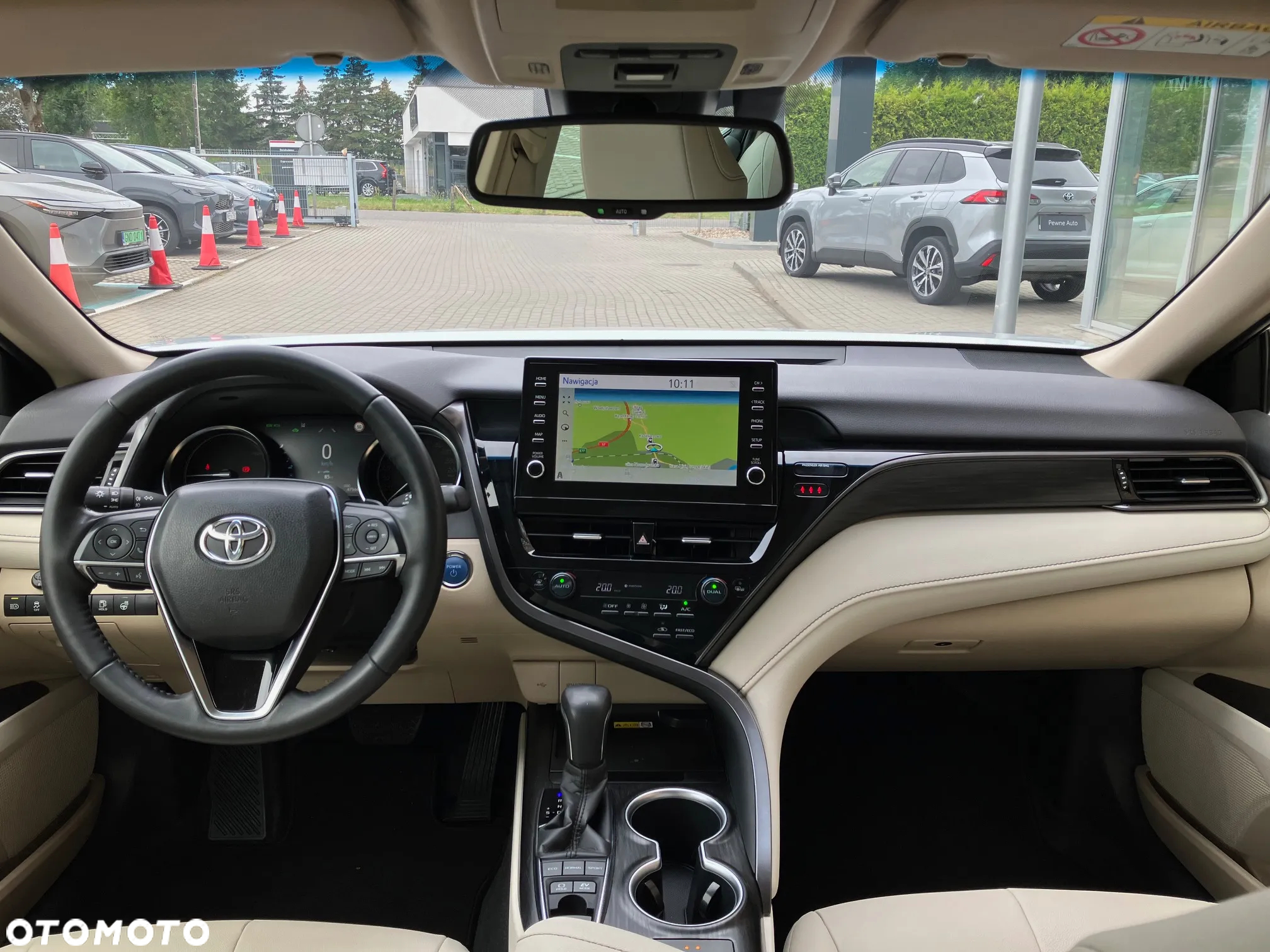 Toyota Camry 2.5 Hybrid Executive CVT - 22