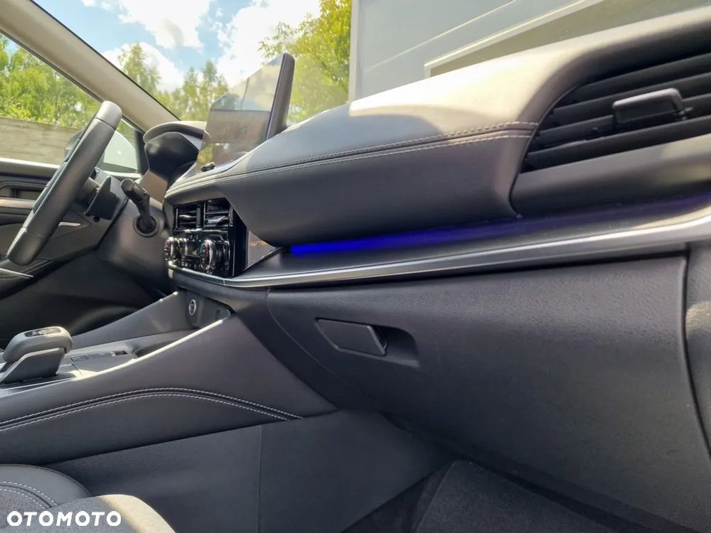 Nissan Qashqai 1.3 DIG-T MHEV Xtronic N-Connecta - 35