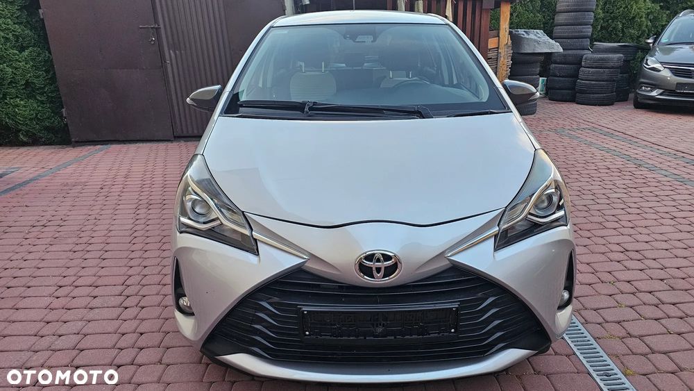 Toyota Yaris 1.0 Premium - 17
