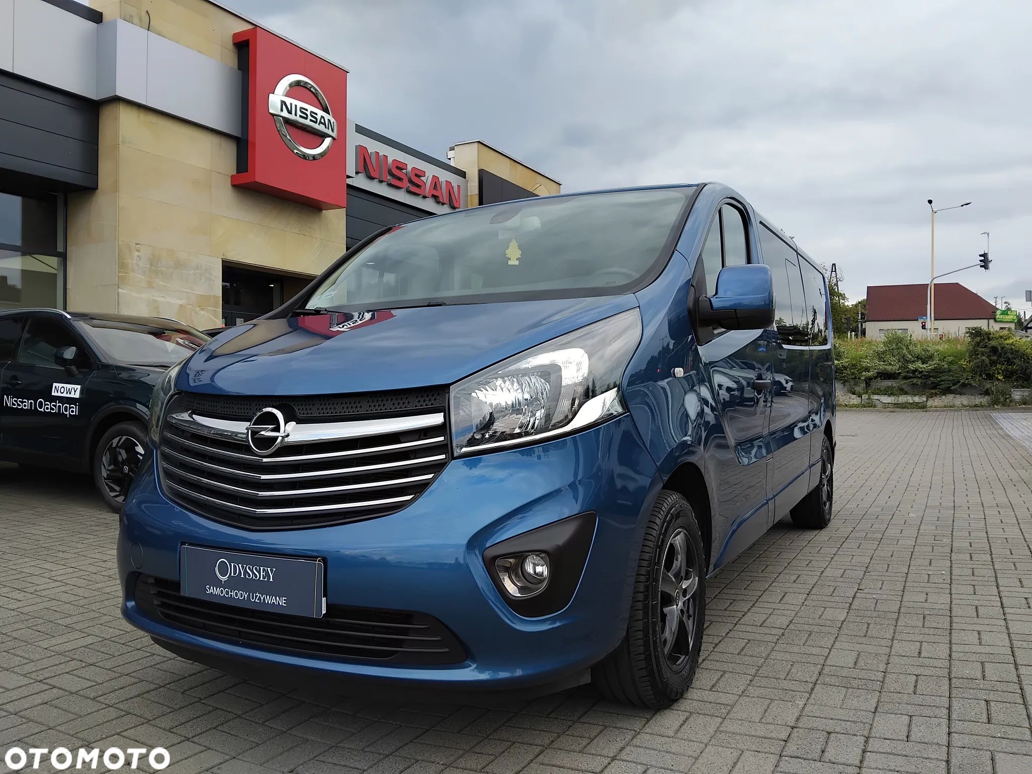 Opel Vivaro L2H1 2.9t Elegance - 1