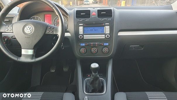 Volkswagen Golf 1.6 United - 8