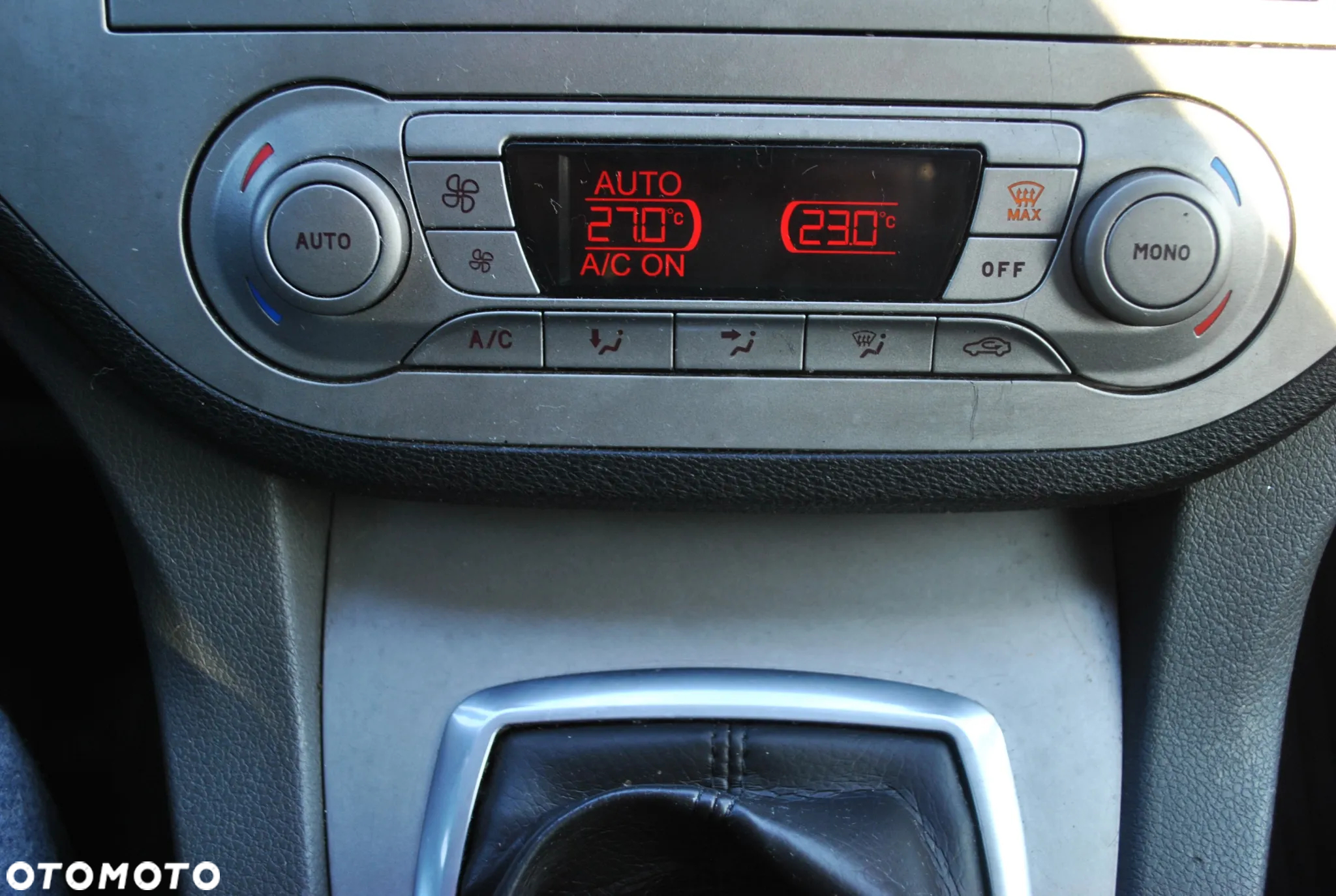Ford Kuga 2.0 TDCi Titanium - 18