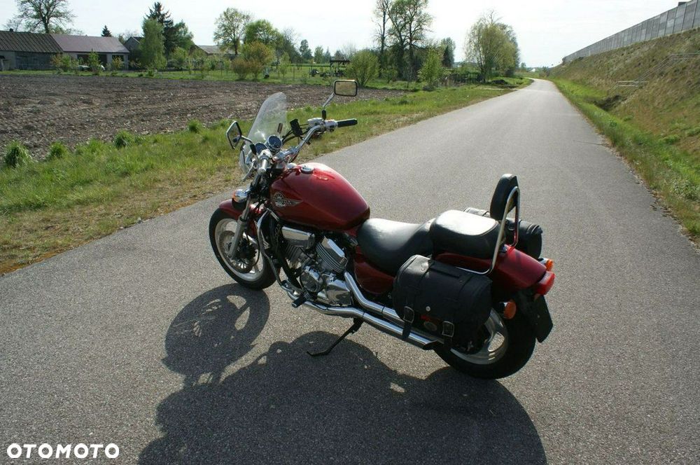 Honda VF - 7