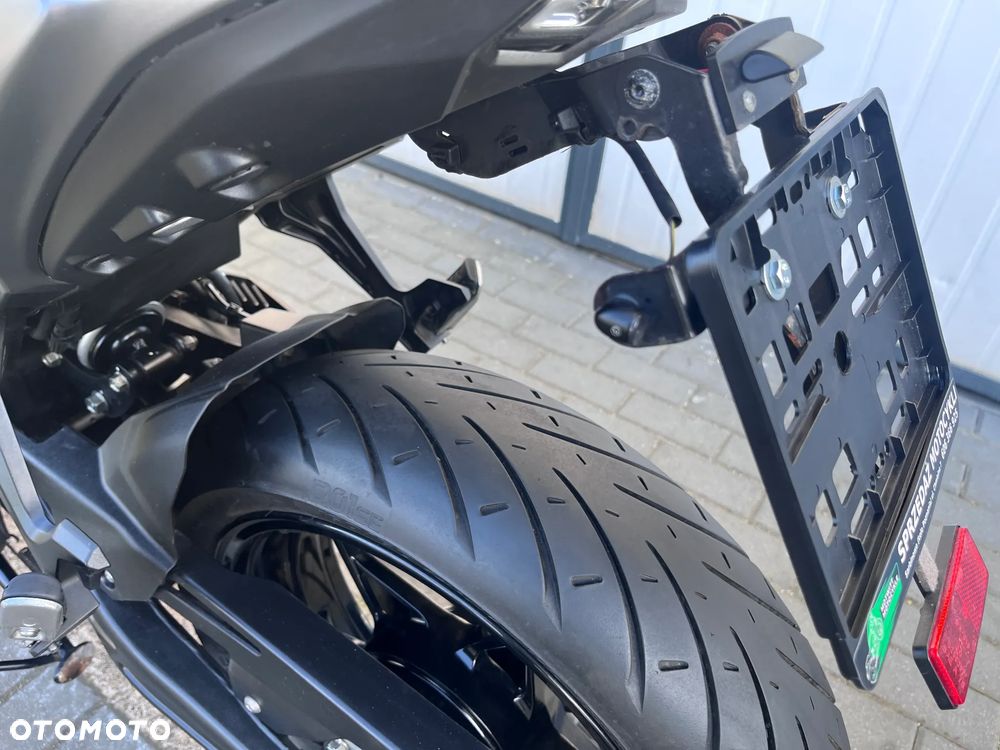 Kawasaki Z 650 - 15