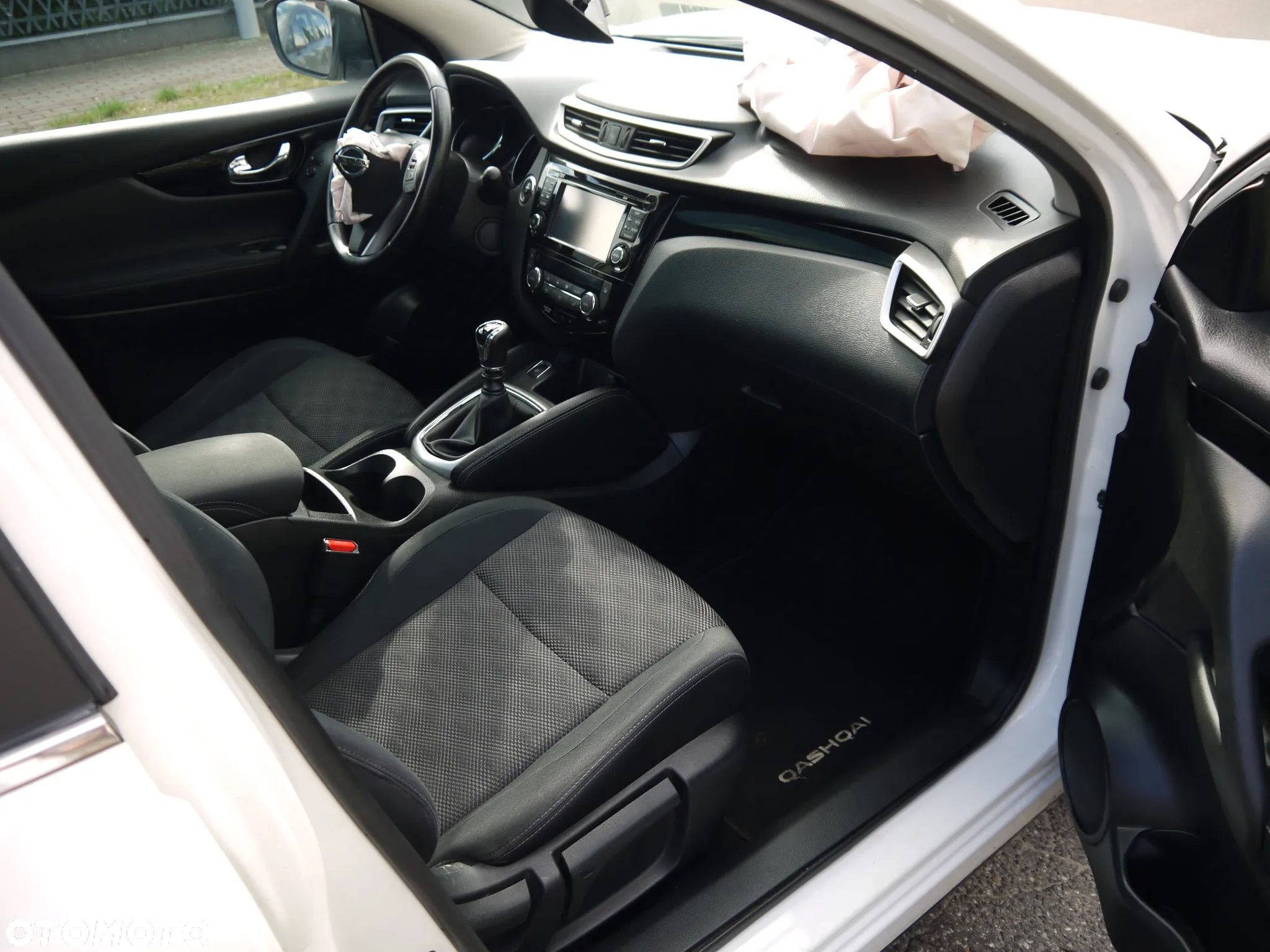 Nissan Qashqai 1.6 DCi Tekna - 10