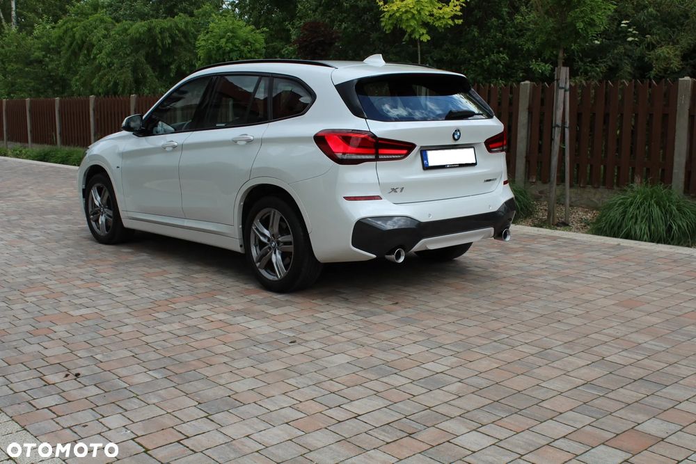 BMW X1 xDrive20i M Sport - 5