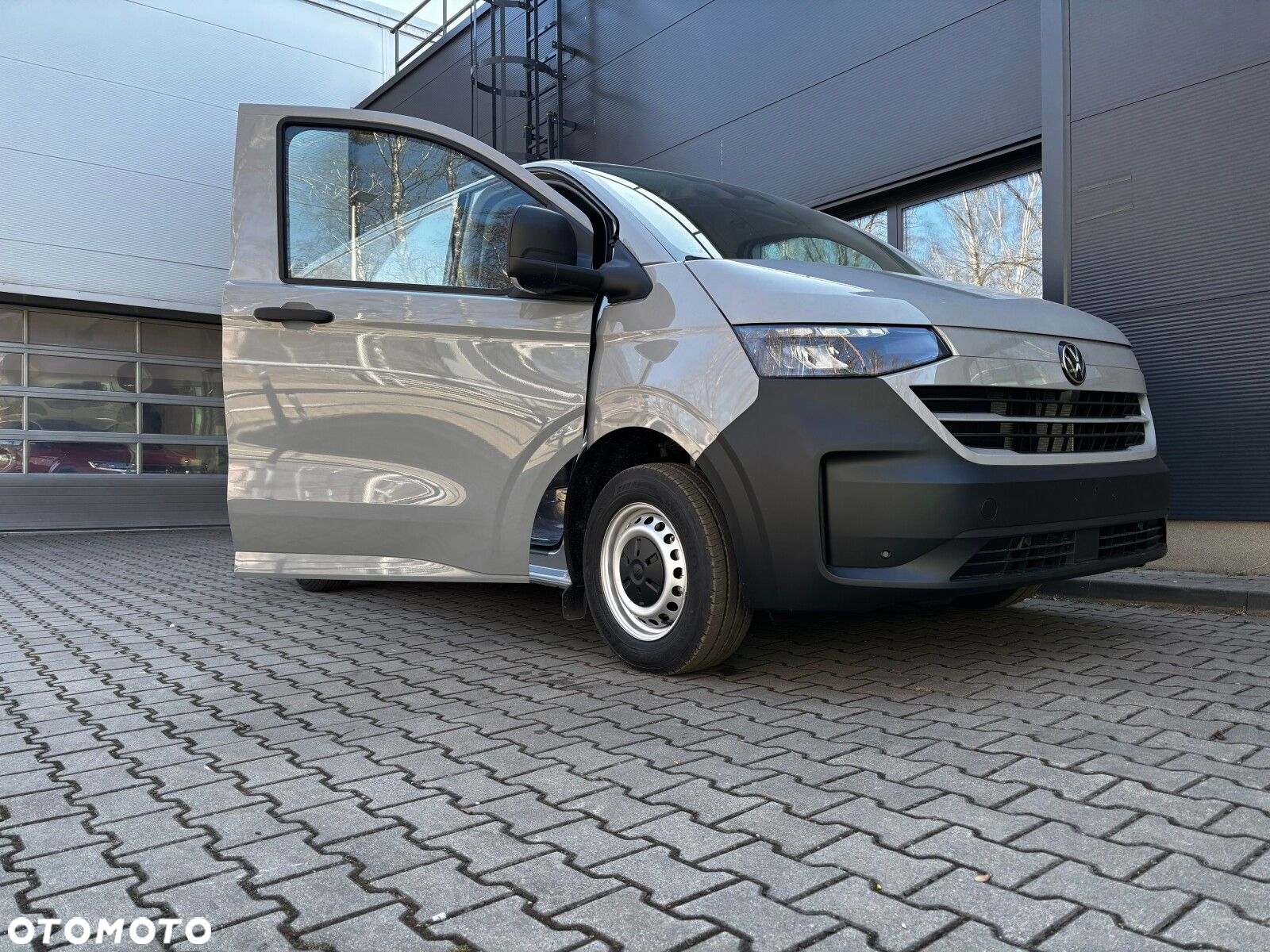 Volkswagen Transporter 2.0 TDI 150 KM 8-b automat. L1 - 21