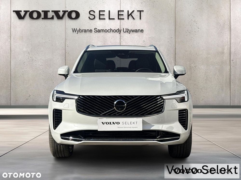 Volvo XC 90 - 9