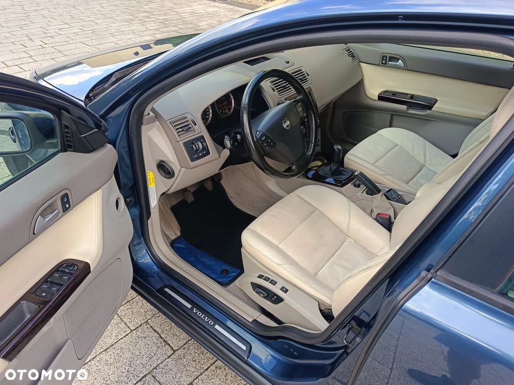 Volvo V50 2.0D Momentum - 6