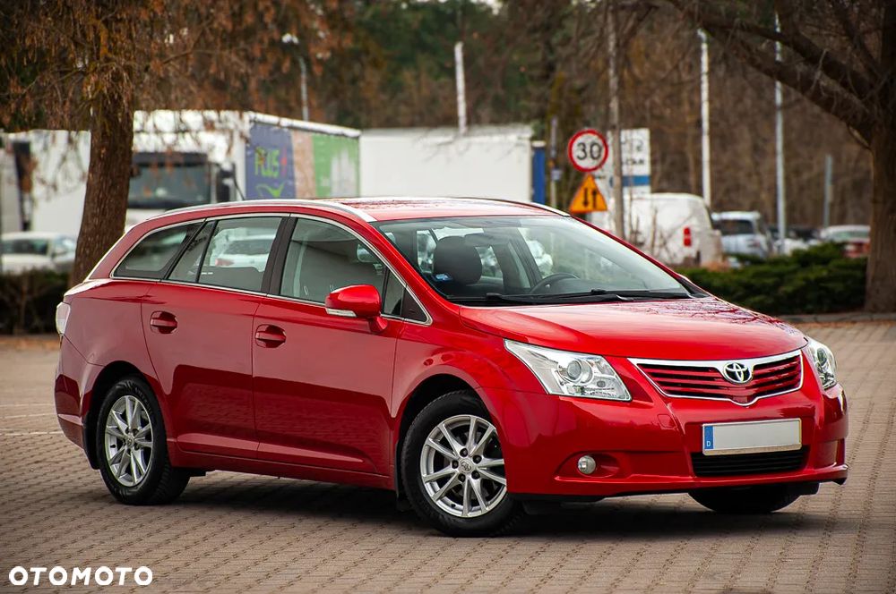 Toyota Avensis 1.8 Sol MS - 9