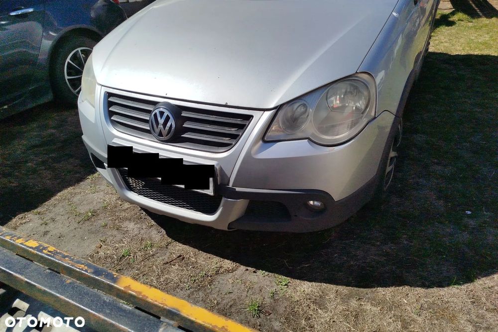 zderzak przód przedni SREBNY do Volkswagen POLO 9N cross - 1