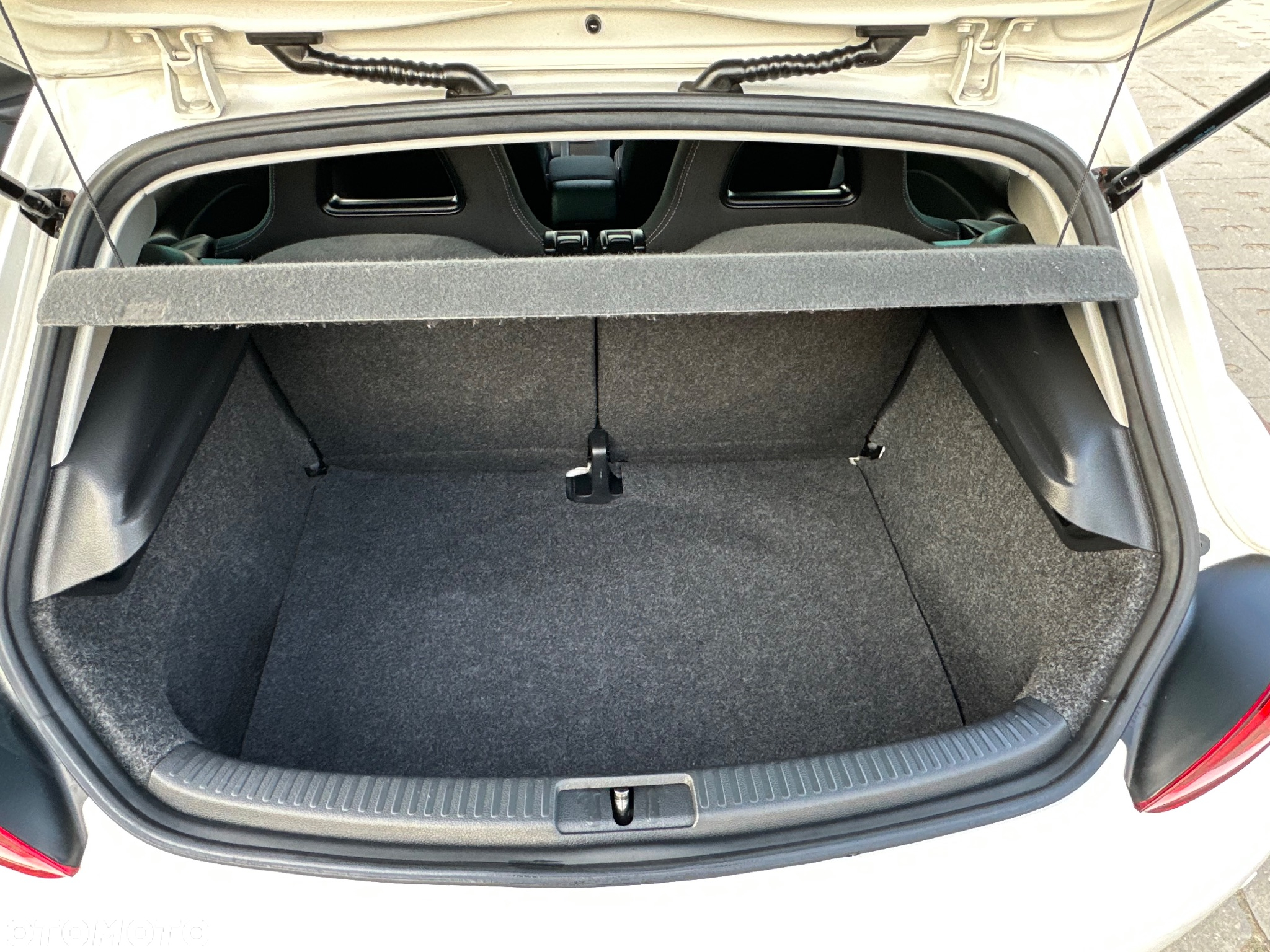 Volkswagen Scirocco 1.4 TSI - 37