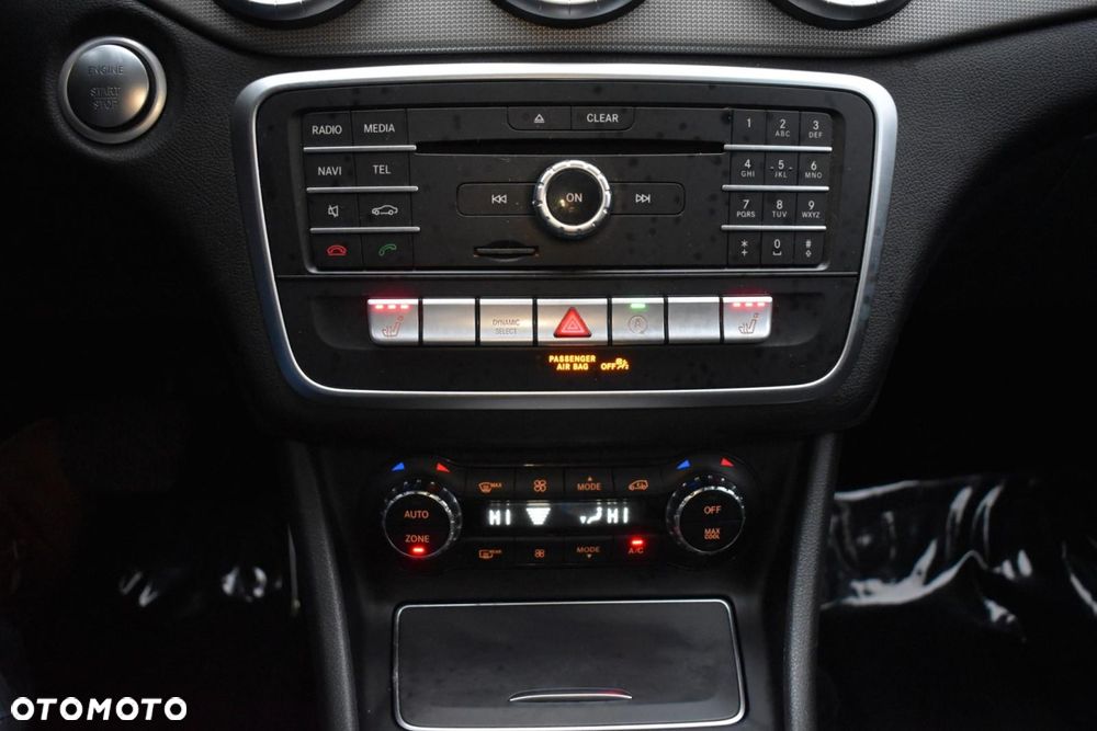 Mercedes-Benz CLA 250 4-Matic Sport - 13