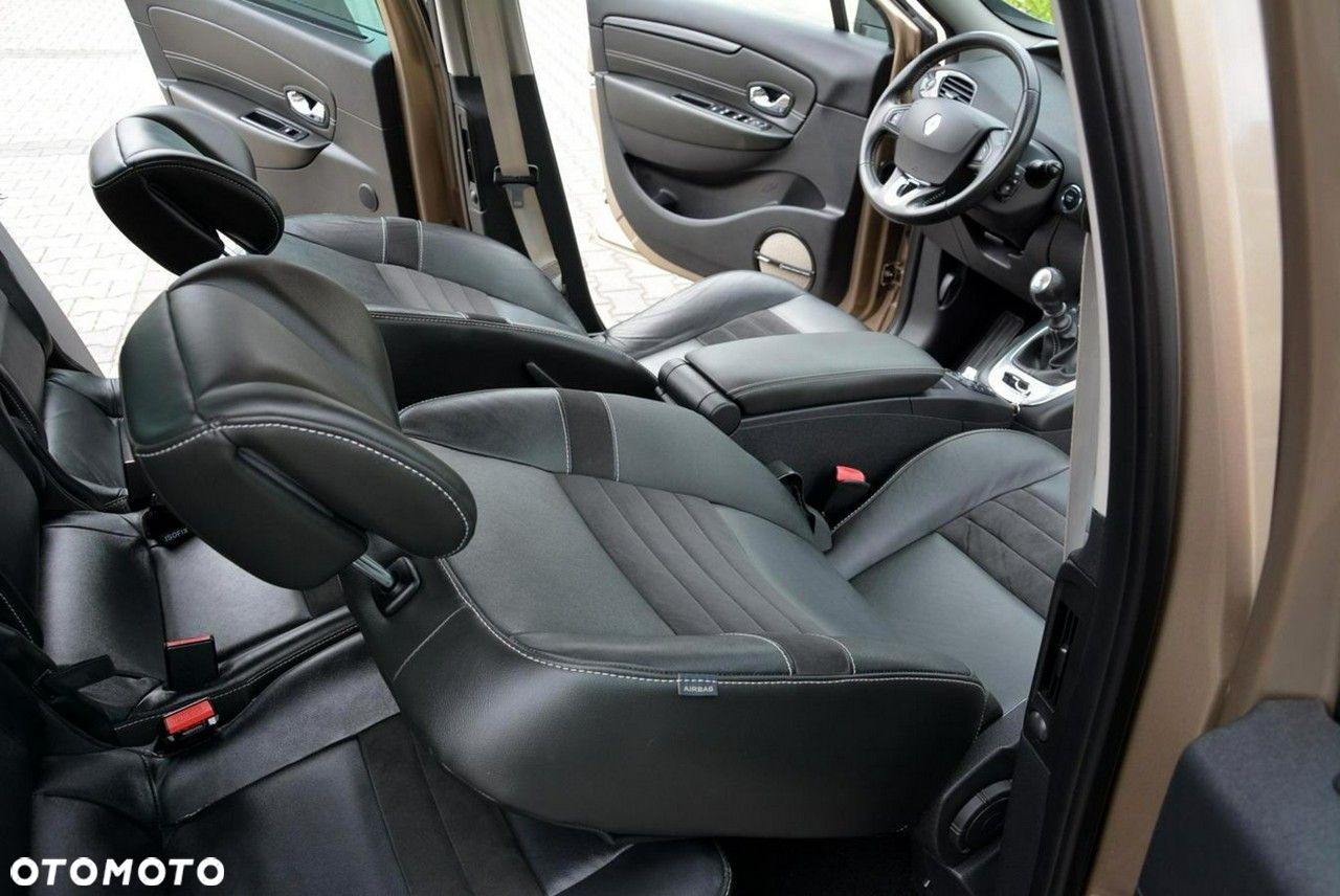 Renault Scenic - 22