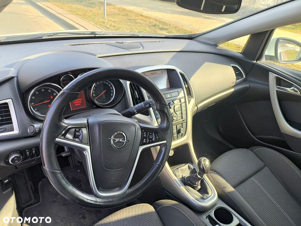 Opel Astra - 9